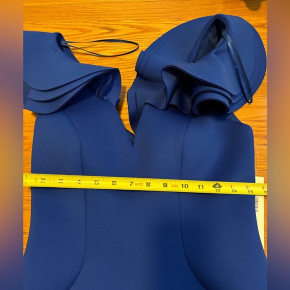 Eliza J Scuba Cocktail Dress – Size 4 – New With Tags - Picture 6 of 7